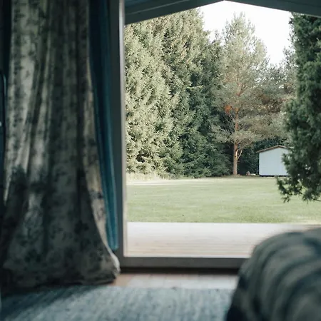 Metsatuule Puhkeküla HIIUMAA