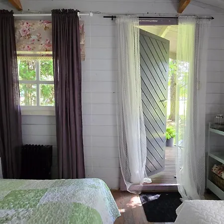 Camping Metsatuule Puhkekuela HIIUMAA